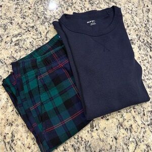 Old Navy Men’s Size Large Navy Blue Long-Sleeve Shirt & Plaid Pants Pajama Set